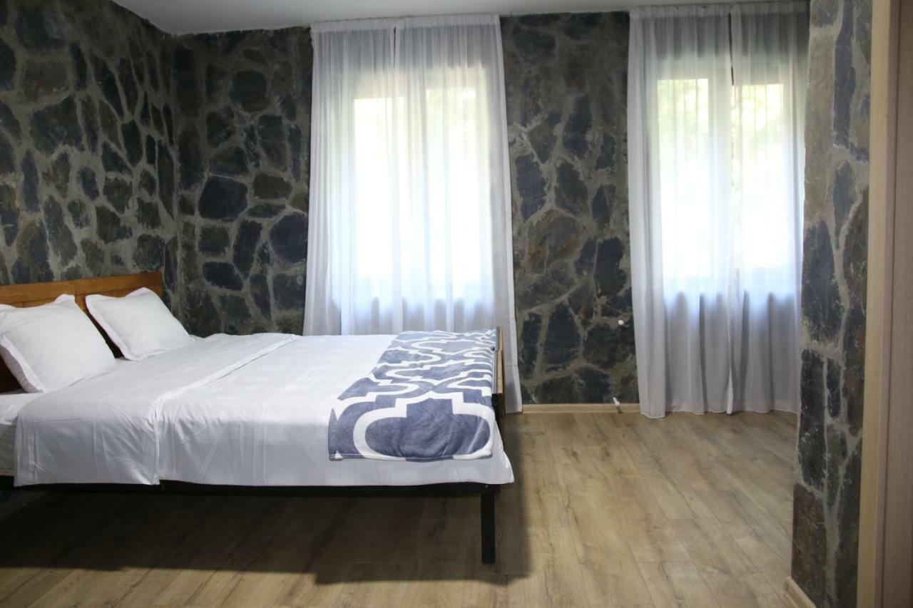 Hotel Complex Nabadi Omalo Εξωτερικό φωτογραφία
