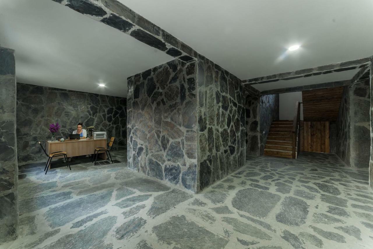 Hotel Complex Nabadi Omalo Εξωτερικό φωτογραφία